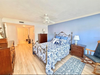 Charming and quiet 2-bedroom, 2-bath condo overlooking lush on Feather Sound Country Club in Florida - for sale on GolfHomes.com, golf home, golf lot