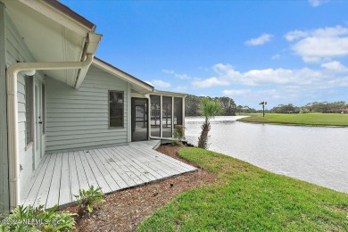 End-unit condo in Sawgrass Country Club featuring 3 ensuite on Sawgrass Country Club  in Florida - for sale on GolfHomes.com, golf home, golf lot