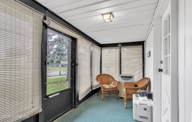 Welcome to 32C Yorkshire CT. a lovely Baronet model in the 55+ on Leisure Village West Assoc. in New Jersey - for sale on GolfHomes.com, golf home, golf lot
