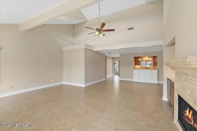 End-unit condo in Sawgrass Country Club featuring 3 ensuite on Sawgrass Country Club  in Florida - for sale on GolfHomes.com, golf home, golf lot