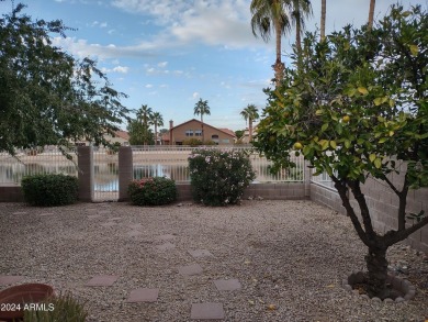 Charming move-in ready home with 2 bedroom and den in desirable on Arrowhead Country Club in Arizona - for sale on GolfHomes.com, golf home, golf lot