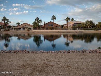 Charming move-in ready home with 2 bedroom and den in desirable on Arrowhead Country Club in Arizona - for sale on GolfHomes.com, golf home, golf lot