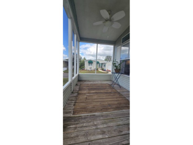 ***MOTIVATED SELLER **ALL OFFERS CONSIDERED***NEW A/C 2024*** on Schalamar Creek Golf and Country Club in Florida - for sale on GolfHomes.com, golf home, golf lot