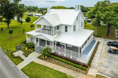Well-maintained 2-bedroom, 2-bath manufactured home located in on Zellwood Station Country Club in Florida - for sale on GolfHomes.com, golf home, golf lot