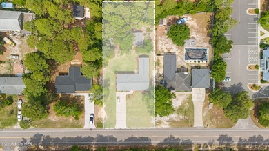 Completely Remodeled Coastal Gem in the Heart of Southport Step on The Lakes Country Club in North Carolina - for sale on GolfHomes.com, golf home, golf lot