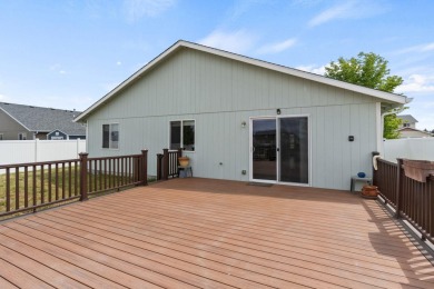 Welcome to this 3 bed, 2 bath West Plains Rancher in the on The Fairways at West Terrace in Washington - for sale on GolfHomes.com, golf home, golf lot
