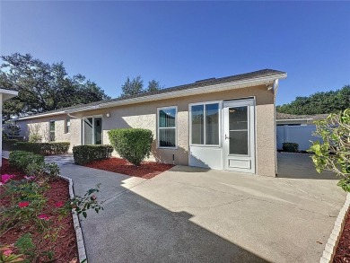 Move in Ready!! Beautifully updated home located in 55 + gated on Kings Ridge Golf Club in Florida - for sale on GolfHomes.com, golf home, golf lot