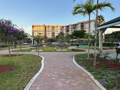 Spacious and well-maintained 1-bedroom, 1.5-bath condo located on Pembroke Lakes Golf Club in Florida - for sale on GolfHomes.com, golf home, golf lot