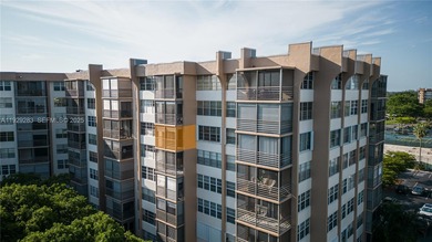 Spacious and well-maintained 1-bedroom, 1.5-bath condo located on Pembroke Lakes Golf Club in Florida - for sale on GolfHomes.com, golf home, golf lot