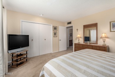This lovely Sun City home is light & bright with an open concept on PalmBrook Country Club in Arizona - for sale on GolfHomes.com, golf home, golf lot