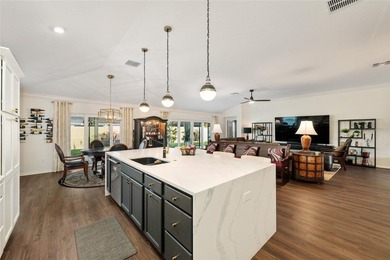 ~2022 ROOF, HVAC & HOT WATER HEATER~ ~LARGE, ENCLOSED & PRIVATE on Pennbrooke Fairways in Florida - for sale on GolfHomes.com, golf home, golf lot