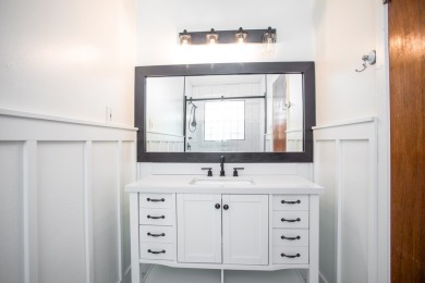 Beautifully Updated 3 Bedroom, 2 Bath Home in a Desirable on Scott Schriener Municipal Golf Course in Texas - for sale on GolfHomes.com, golf home, golf lot