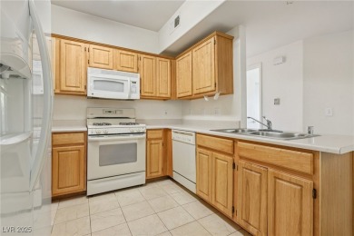 Beautiful and very rare 3-Bedroom Condo in Gated Terrasanta on Desert Rose Golf Course in Nevada - for sale on GolfHomes.com, golf home, golf lot