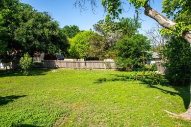 Beautifully Updated 3 Bedroom, 2 Bath Home in a Desirable on Scott Schriener Municipal Golf Course in Texas - for sale on GolfHomes.com, golf home, golf lot