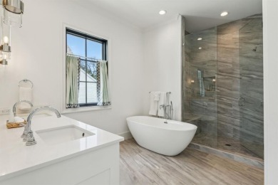 *OFFERED FULLY FURNISHED WITH GOLF CART*

Discover on Long Cove Golf Course in Texas - for sale on GolfHomes.com, golf home, golf lot