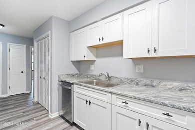 This 2nd floor 2 bedroom/2 bath condo unit in the highly on Brierwood Golf Club in North Carolina - for sale on GolfHomes.com, golf home, golf lot