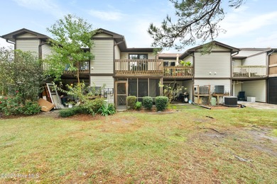 This 2nd floor 2 bedroom/2 bath condo unit in the highly on Brierwood Golf Club in North Carolina - for sale on GolfHomes.com, golf home, golf lot