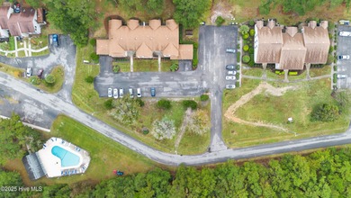 This 2nd floor 2 bedroom/2 bath condo unit in the highly on Brierwood Golf Club in North Carolina - for sale on GolfHomes.com, golf home, golf lot