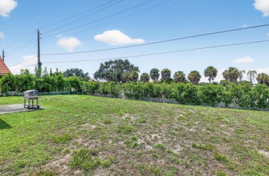 Welcome to Starlight Cove! This spacious 3 bed, 2.5 bath home on Westchester Golf and Country Club in Florida - for sale on GolfHomes.com, golf home, golf lot