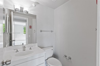 ALL AGES CONDO. Spacious and Gorgeous 1-bedroom + DEN, 1.5 on Hillcrest Golf and Country Club in Florida - for sale on GolfHomes.com, golf home, golf lot