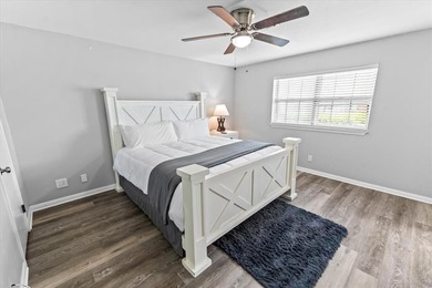 Charming 3 bedroom, 2 bath home next to the Lake Waco Golf Club on The Lake Country Club - Lake Waco in Texas - for sale on GolfHomes.com, golf home, golf lot