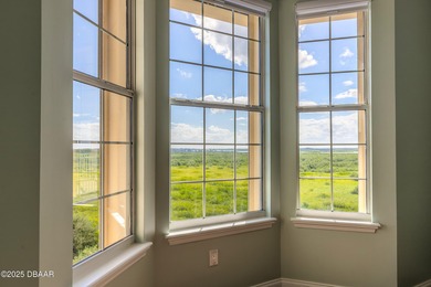 Luxurious penthouse in amenity-rich Harbour Village Golf & Yacht on Harbour Village Golf and Yacht Club in Florida - for sale on GolfHomes.com, golf home, golf lot