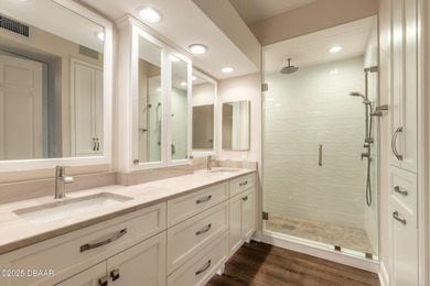 Luxurious penthouse in amenity-rich Harbour Village Golf & Yacht on Harbour Village Golf and Yacht Club in Florida - for sale on GolfHomes.com, golf home, golf lot