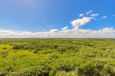 Luxurious penthouse in amenity-rich Harbour Village Golf & Yacht on Harbour Village Golf and Yacht Club in Florida - for sale on GolfHomes.com, golf home, golf lot