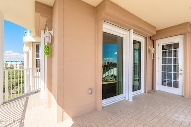 Luxurious penthouse in amenity-rich Harbour Village Golf & Yacht on Harbour Village Golf and Yacht Club in Florida - for sale on GolfHomes.com, golf home, golf lot