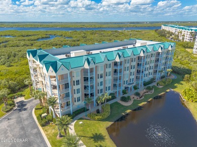 Luxurious penthouse in amenity-rich Harbour Village Golf & Yacht on Harbour Village Golf and Yacht Club in Florida - for sale on GolfHomes.com, golf home, golf lot