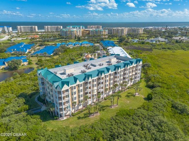 Luxurious penthouse in amenity-rich Harbour Village Golf & Yacht on Harbour Village Golf and Yacht Club in Florida - for sale on GolfHomes.com, golf home, golf lot