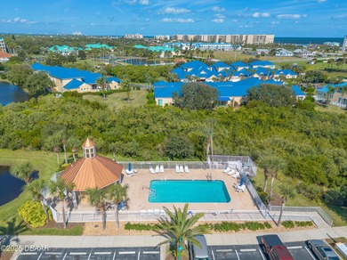 Luxurious penthouse in amenity-rich Harbour Village Golf & Yacht on Harbour Village Golf and Yacht Club in Florida - for sale on GolfHomes.com, golf home, golf lot