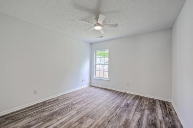 Brand New Roof! This home is perfect if you want something that on Golf Club At Wescott Plantation in South Carolina - for sale on GolfHomes.com, golf home, golf lot
