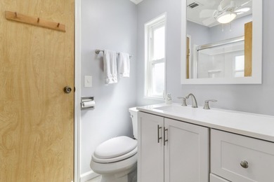 Oversized corner lot 2BR/2BA in the Cambridge section of on Heritage Ridge Golf Club in Florida - for sale on GolfHomes.com, golf home, golf lot