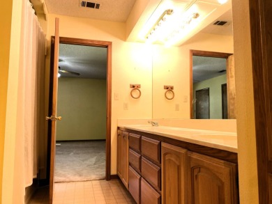 DO YOU LIKE GOLF, HUNTING, FISHING??? IF SO, YOU WILL LOVE THIS on Millwood Landing Golf and R.V. Resort in Arkansas - for sale on GolfHomes.com, golf home, golf lot