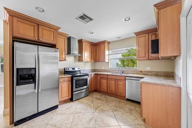 Single-family home located in DelAire Country Club offering 3 on Delaire Golf and Country Club in Florida - for sale on GolfHomes.com, golf home, golf lot