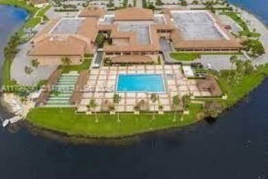 Come check out this completely remodeled 2-bed 2-bath condo on Flamingo Lakes Country Club in Florida - for sale on GolfHomes.com, golf home, golf lot