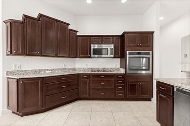 *LARGE GLASS ENCLOSED BONUS ROOM*FANTASTIC LOCATION*GOLF CART on Bella Glade Country Club in Florida - for sale on GolfHomes.com, golf home, golf lot