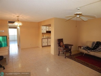 This 1-bed, 1.5-bath condominium is a first-floor unit in the on Kings Point Golf -Flanders Way in Florida - for sale on GolfHomes.com, golf home, golf lot