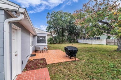 ABSOLUTELY FANTASTIC COLLEGE PARK BUNGALOW JUST LISTED! Located on Dubsdread Golf Course in Florida - for sale on GolfHomes.com, golf home, golf lot