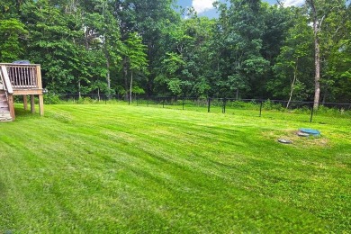Discover serene living in Bella Vista! This beautifully on Bella Vista Country Club - Highlands in Arkansas - for sale on GolfHomes.com, golf home, golf lot