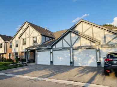 Welcome to the highly sought after Elizabeth Park! This on Maple Meadows Golf Club in Illinois - for sale on GolfHomes.com, golf home, golf lot