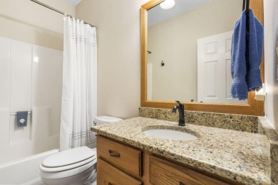 You will enjoy 1401 Stoneycreek Circle at the Easy Life in on Ledgestone Country Club and Golf Course in Missouri - for sale on GolfHomes.com, golf home, golf lot