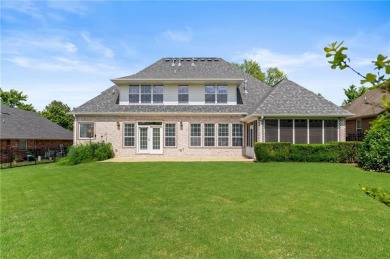 Magnificent home right on the Stonebridge Meadows golf course on Stonebridge Meadows Golf Club in Arkansas - for sale on GolfHomes.com, golf home, golf lot