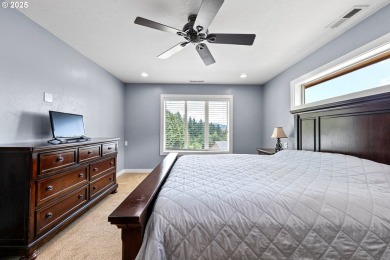 Elegant Hidden Valley Estates property with golf course view on Hidden Valley Golf Course in Oregon - for sale on GolfHomes.com, golf home, golf lot