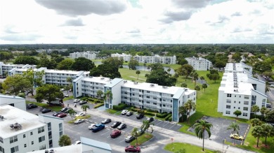 Welcome to this cozy 2-bedroom, 2-bathroom condo on the 3rd on Oriole Golf and Tennis Club in Florida - for sale on GolfHomes.com, golf home, golf lot