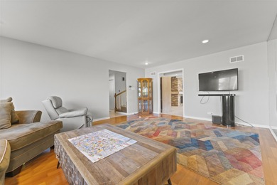 Welcome to a rare Northbrook find where the biggest, most on Sportsmans Country Club in Illinois - for sale on GolfHomes.com, golf home, golf lot