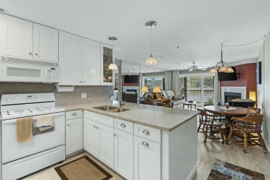 Lakefront Luxury Living - Turnkey Condo with Stunning Views & on Lake Valley Country Club in Missouri - for sale on GolfHomes.com, golf home, golf lot