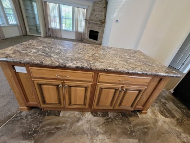 Looking for that big home? This 3/2 home has at least 1700 sq ft on Pelican Pointe 9 Hole Course in Florida - for sale on GolfHomes.com, golf home, golf lot