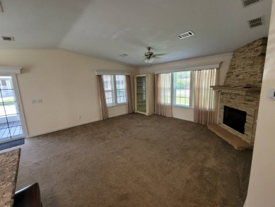 Looking for that big home? This 3/2 home has at least 1700 sq ft on Pelican Pointe 9 Hole Course in Florida - for sale on GolfHomes.com, golf home, golf lot